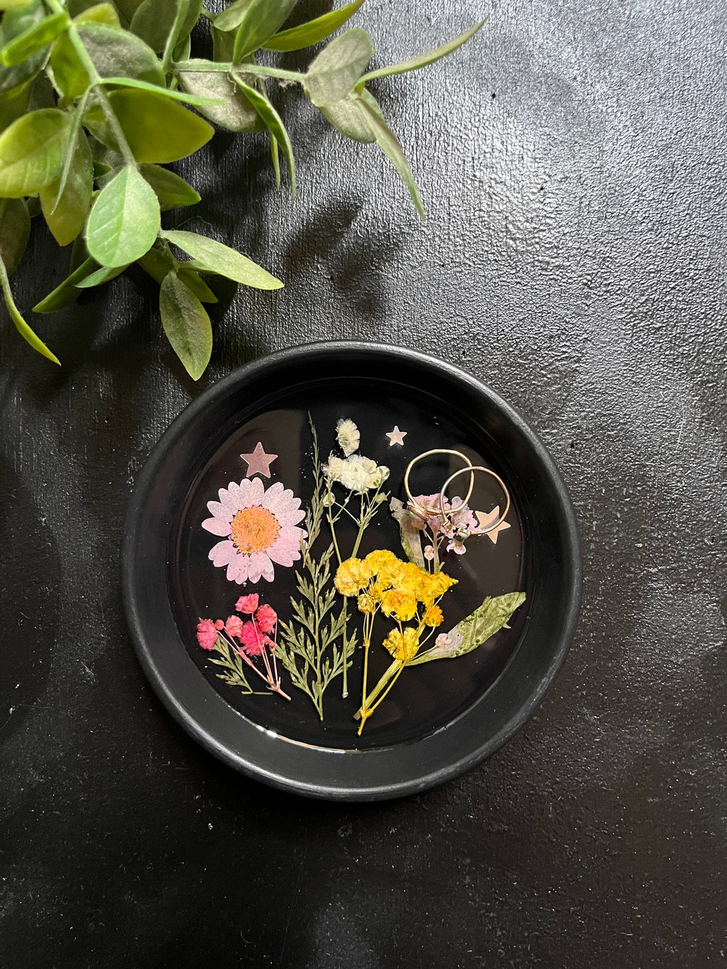 Enchanted garden tray