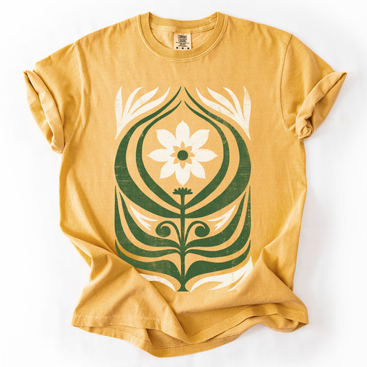 White Daisy Floral Vintage Boho Nature Autumn Floral Print Edition Comfort Colors Tee
